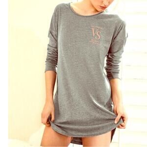Victoria's Secret Pajama Forever An Angel Sleep Tee Gray Sleepshirt size M